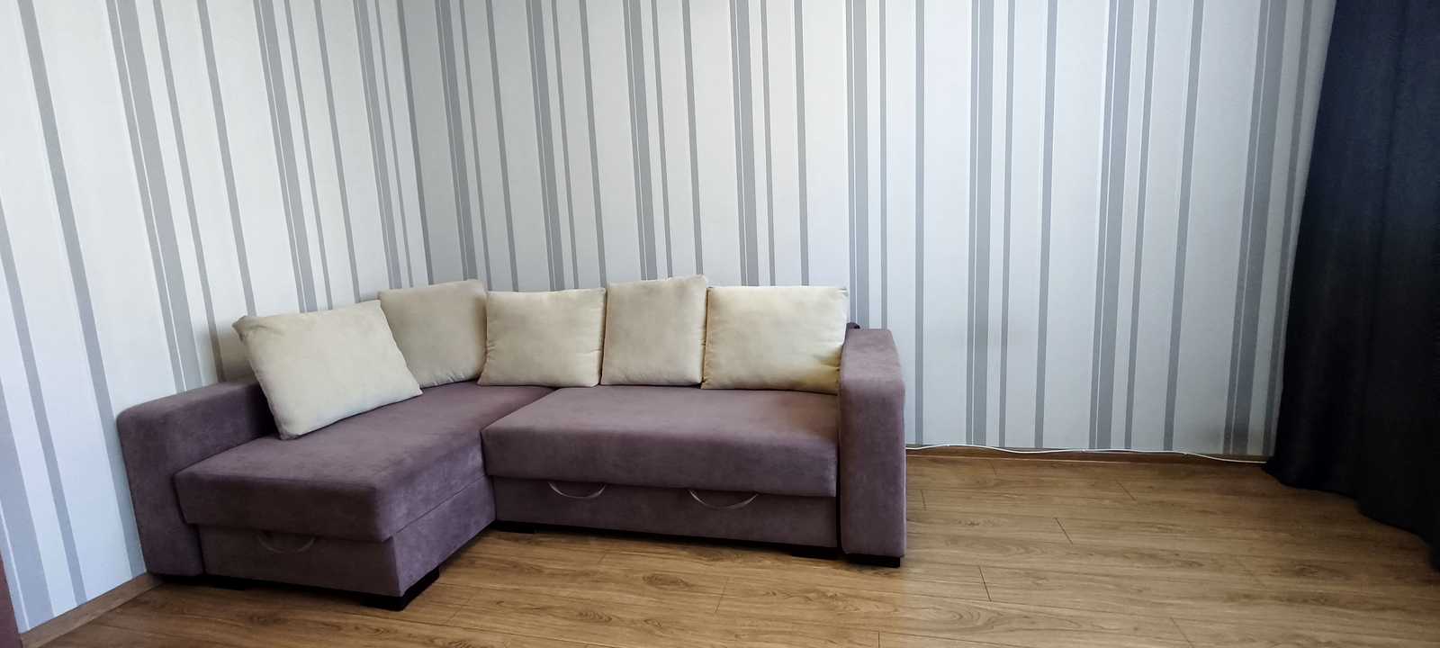 1876026572542953