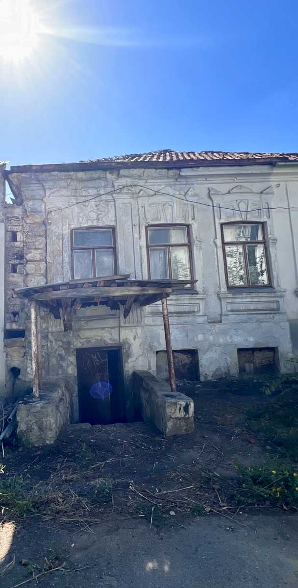 1876027736741842