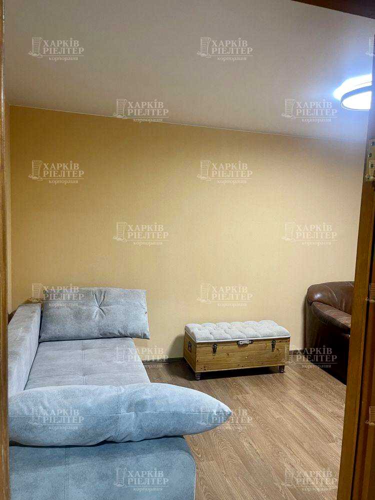 1876030110389955