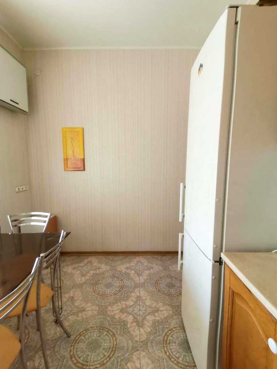 1876030730373315