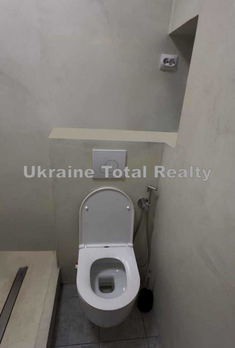 1876032771375894