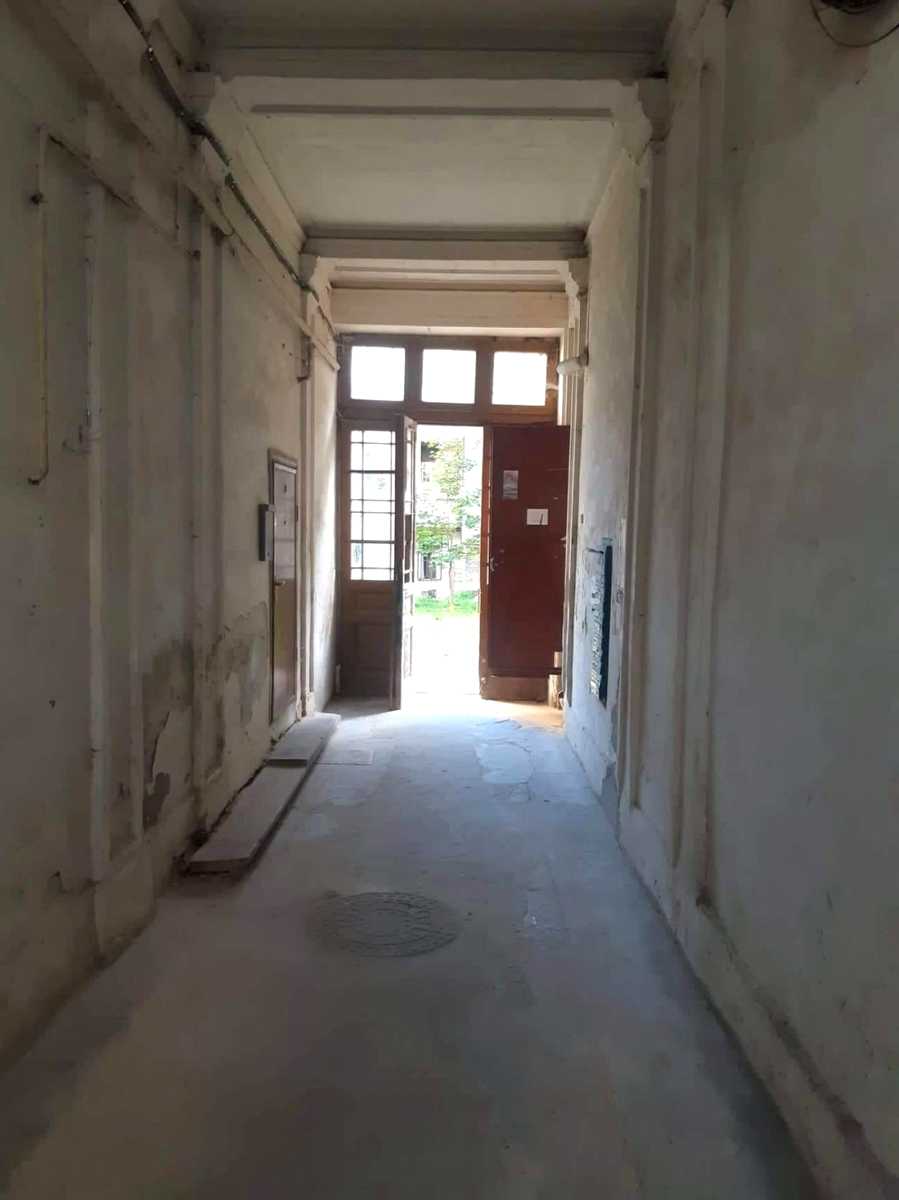 1876037072264718