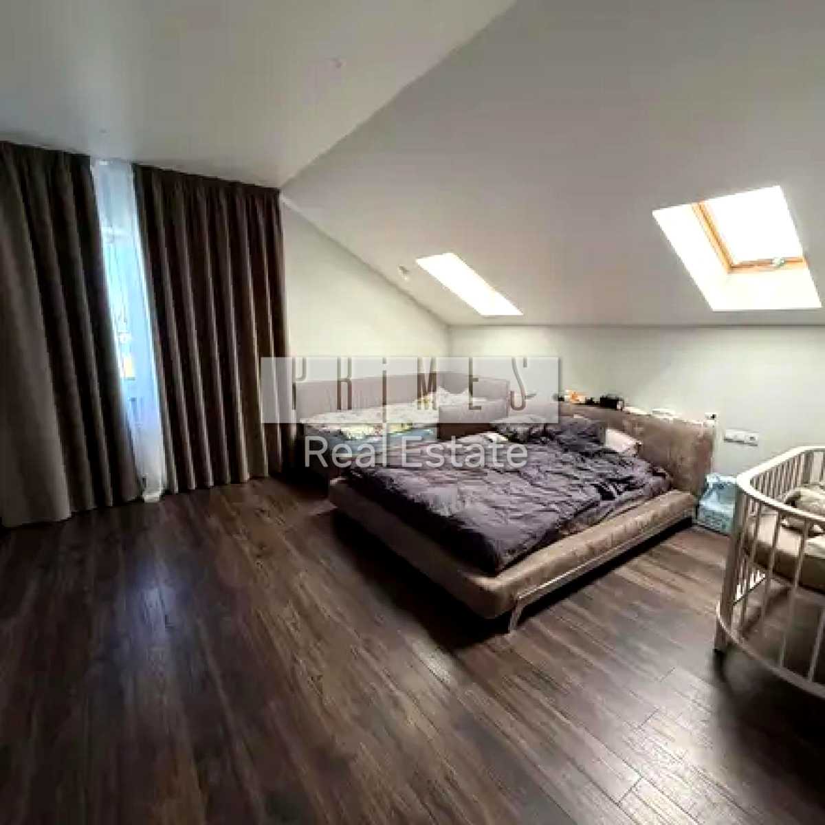 1876037371337907