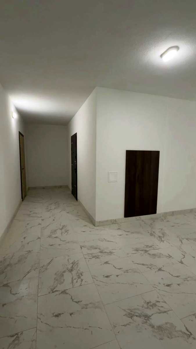 1876037974080499