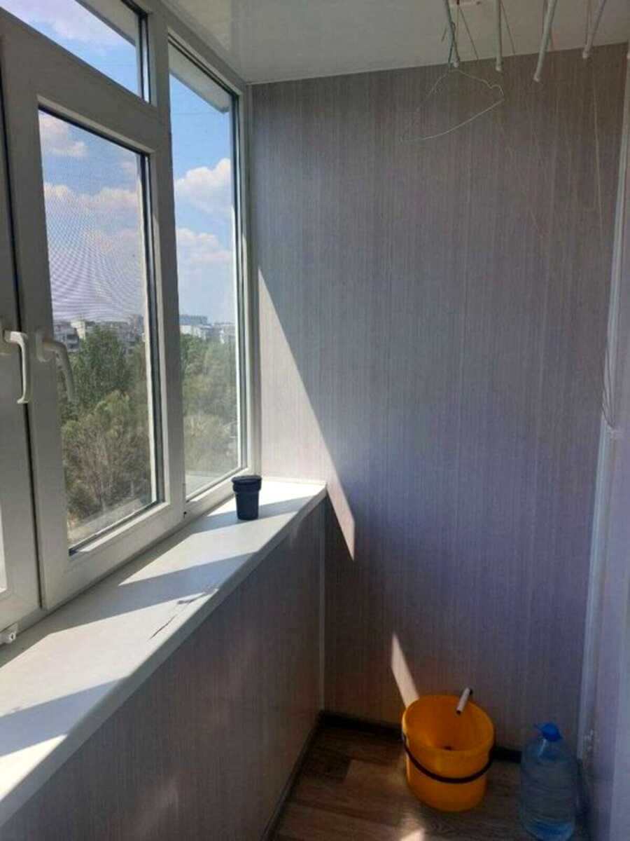 1876038326611571