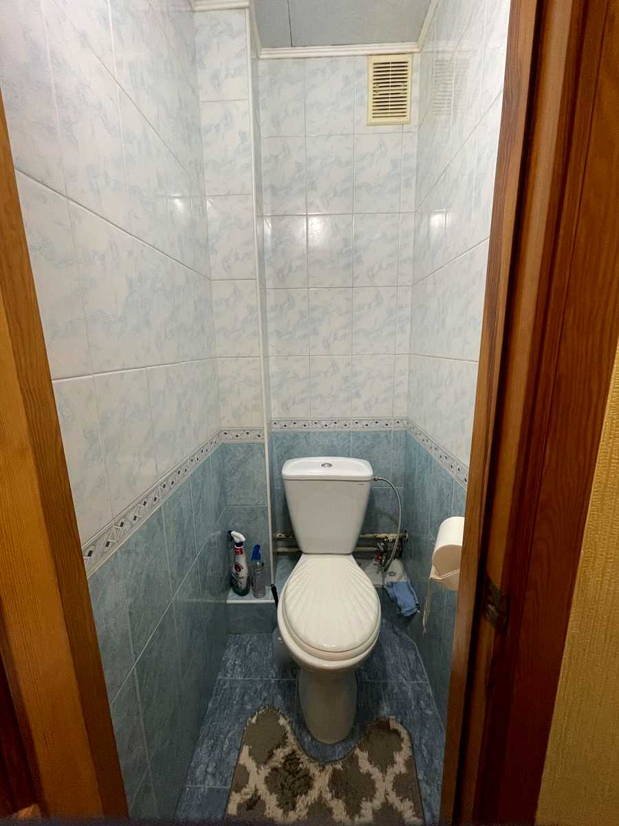 1876038611933984