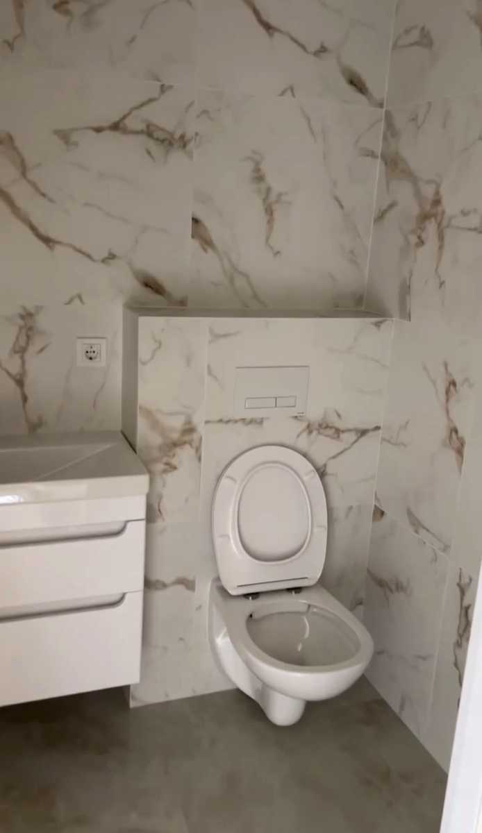 1876039822884276