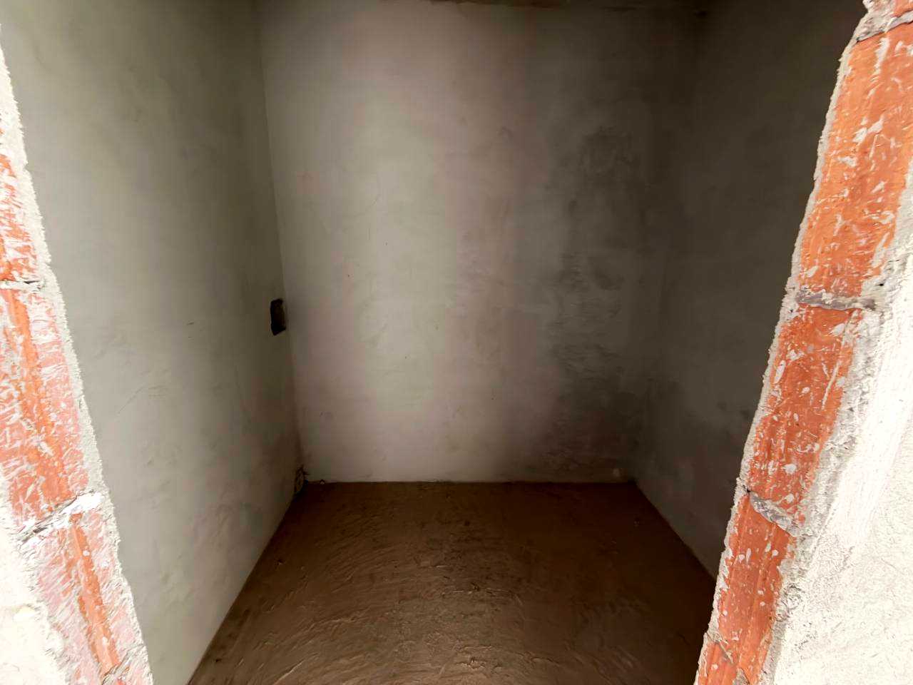 1876039833135156