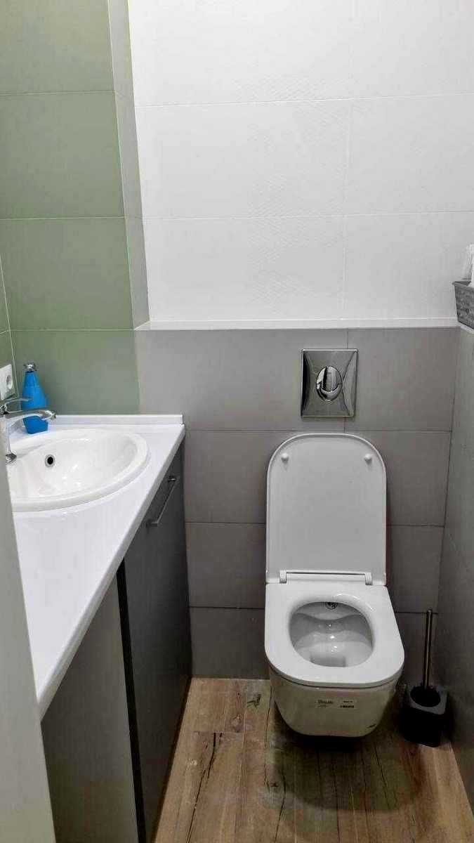 1876039871357660