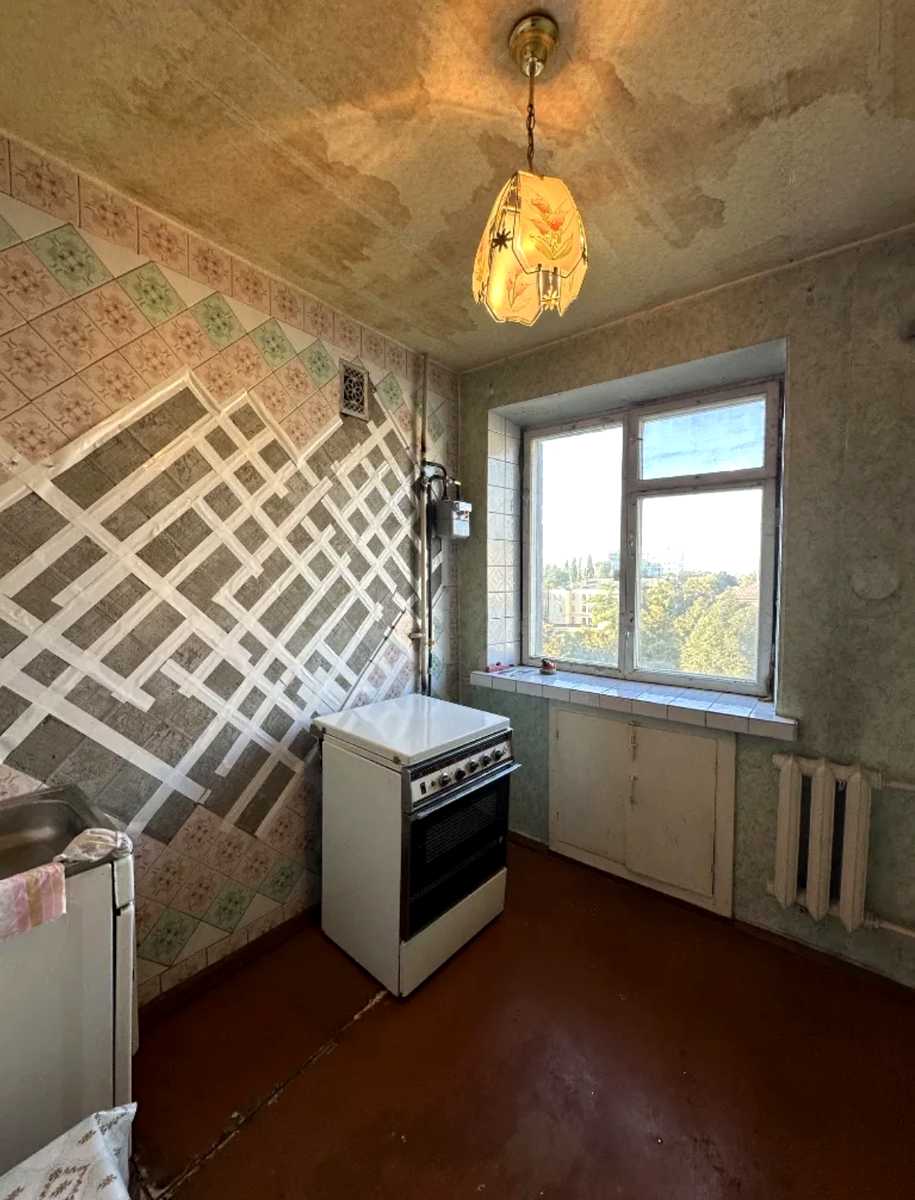 1876040192453632