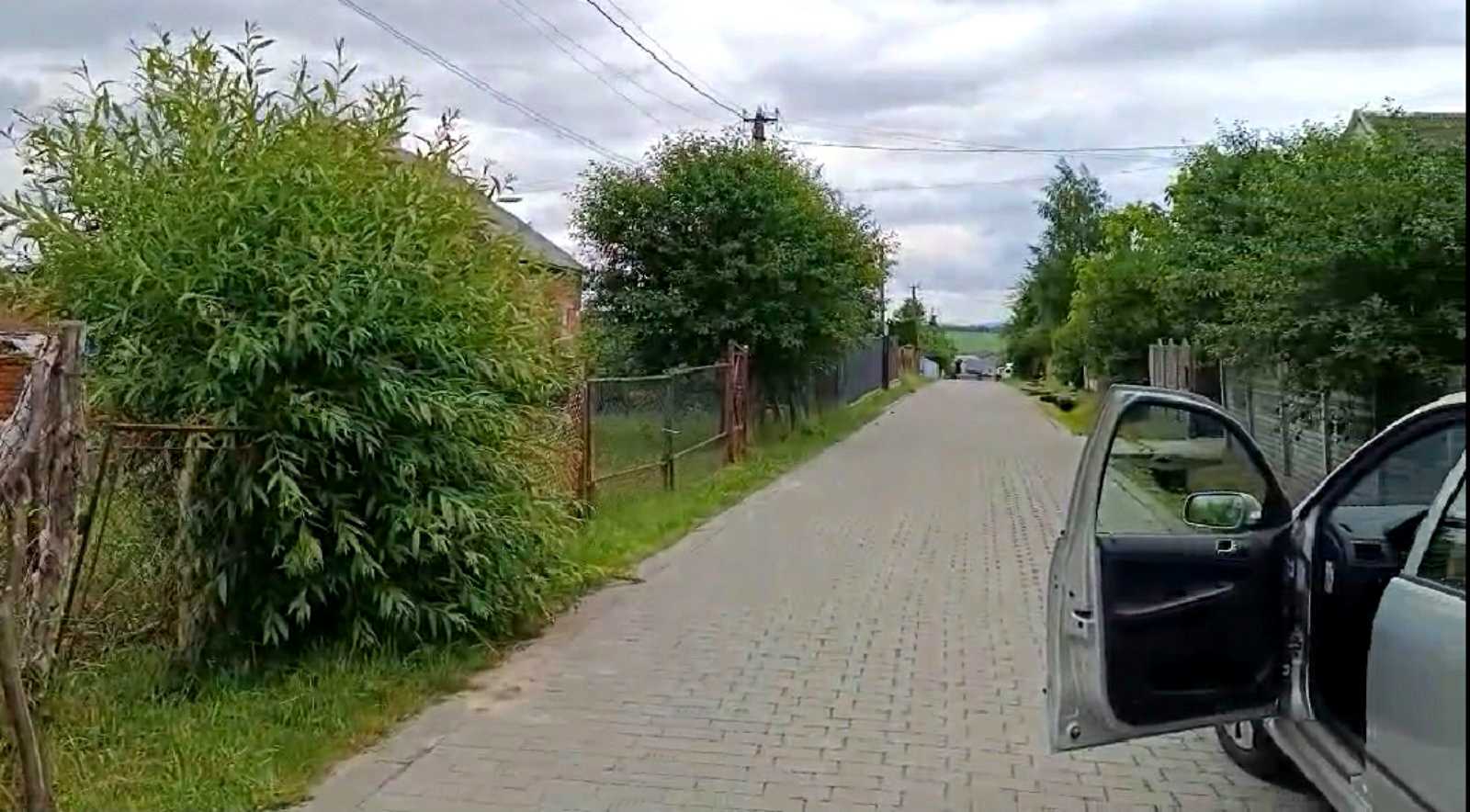 1876040455762256