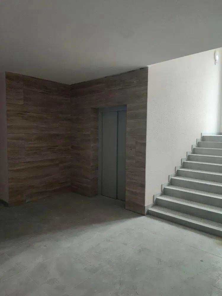 1876040485821185