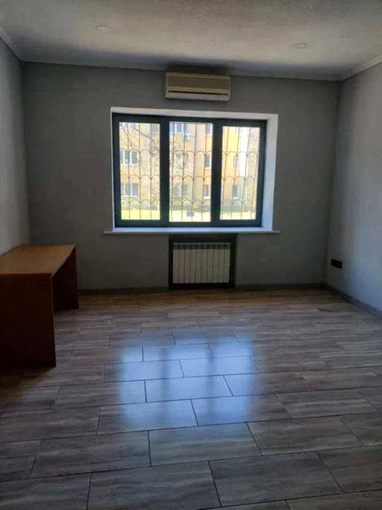 1876042038990777