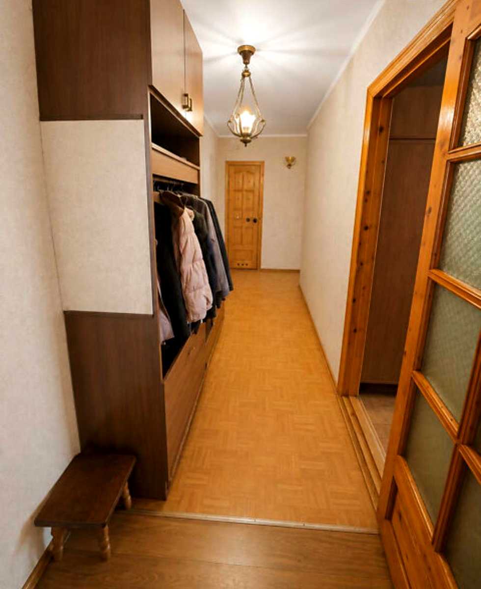 1876042277169808