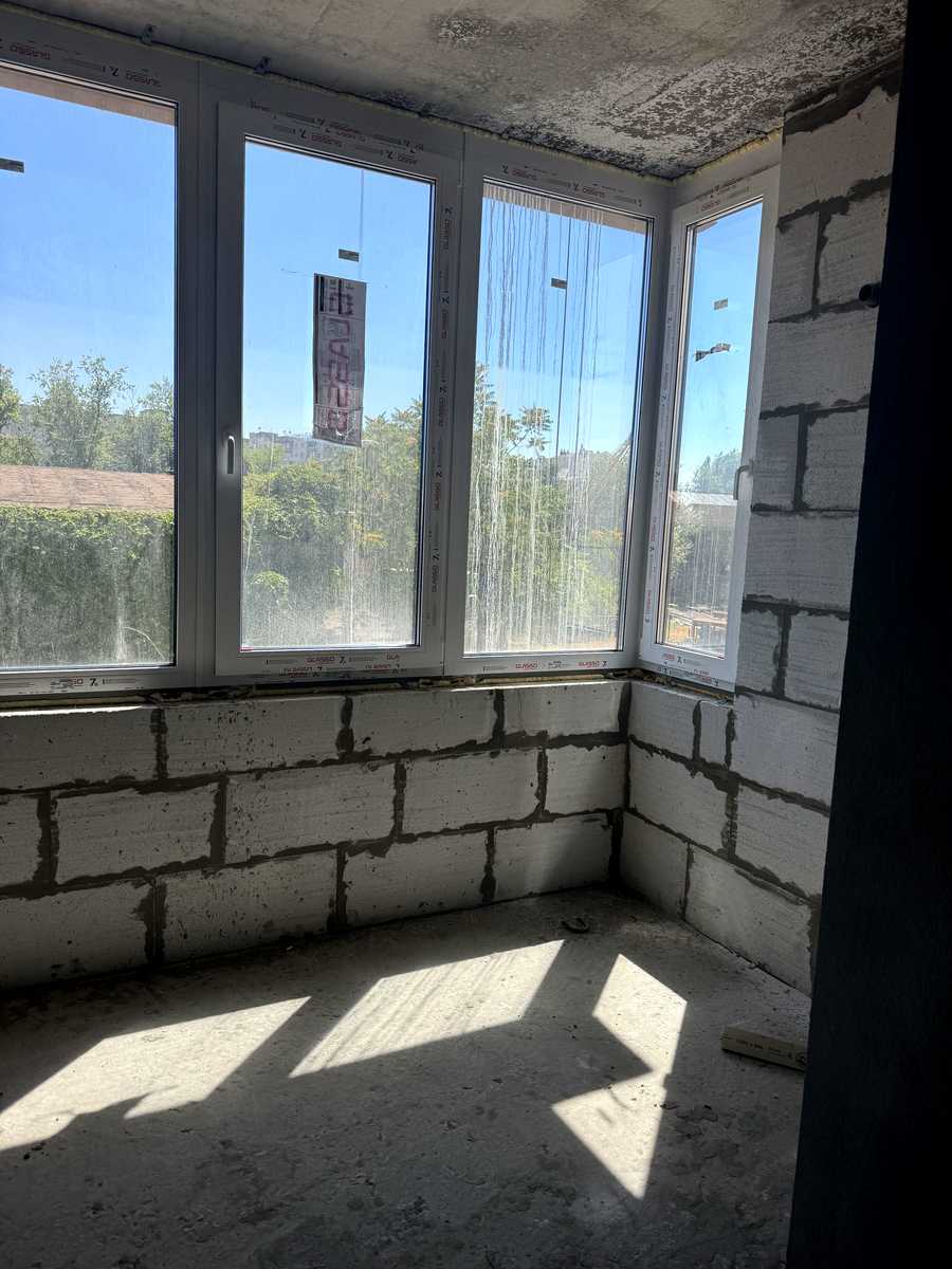1876043549370286