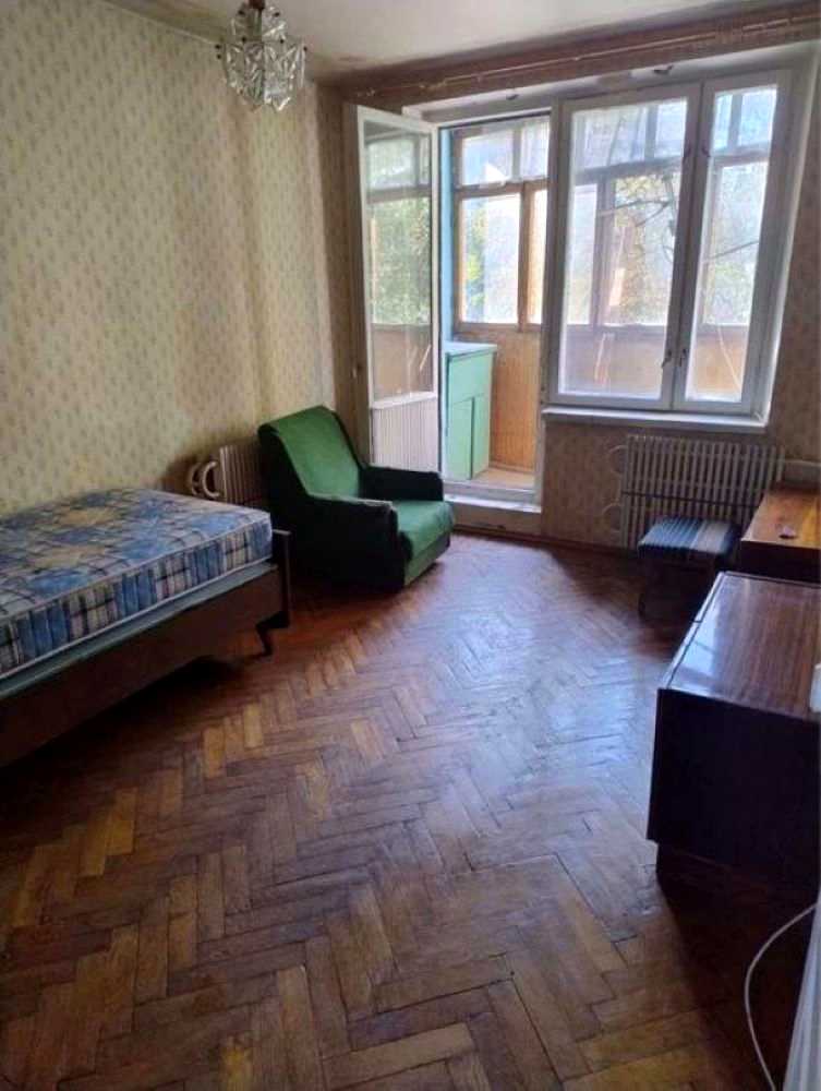 1876043854071682