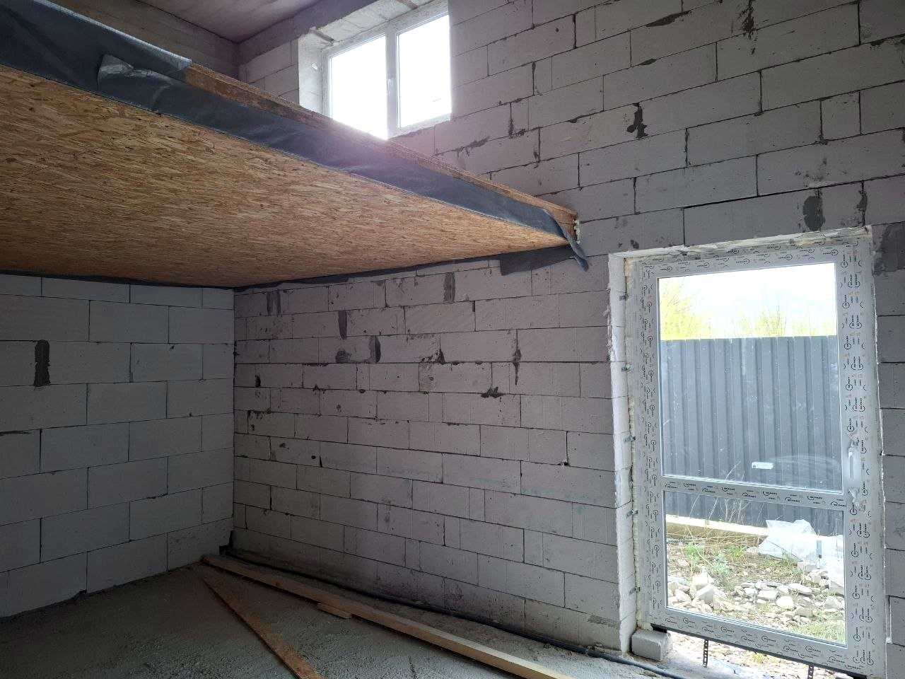 1876043876806728