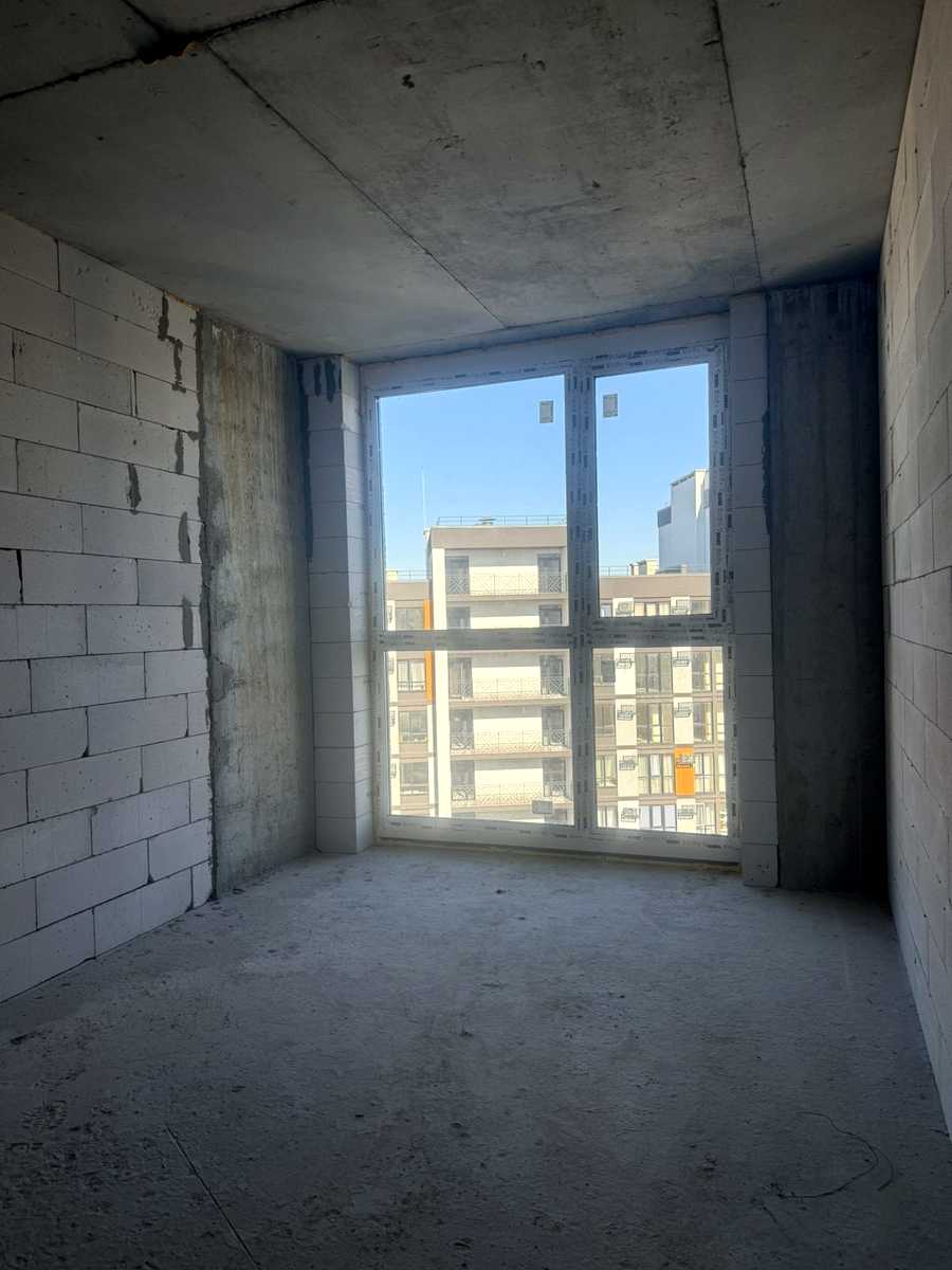 1876049561712445