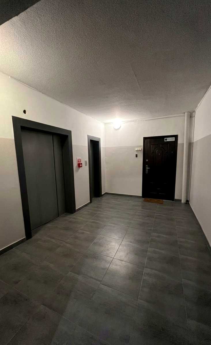 1876050577122659