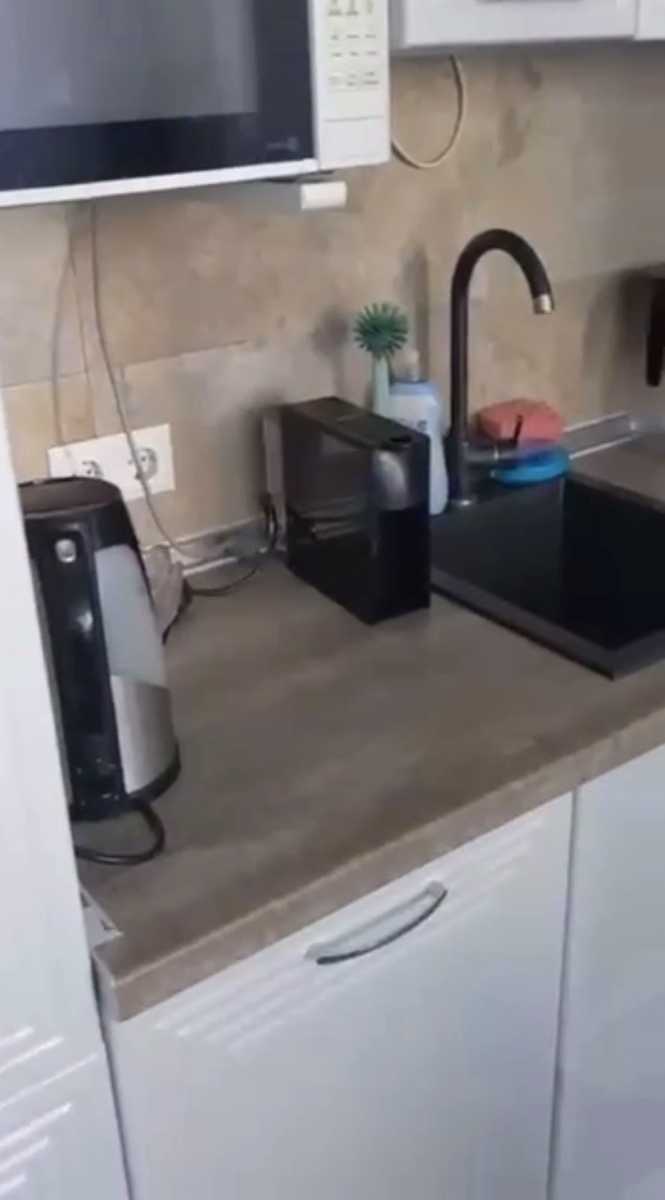 1876066202164412