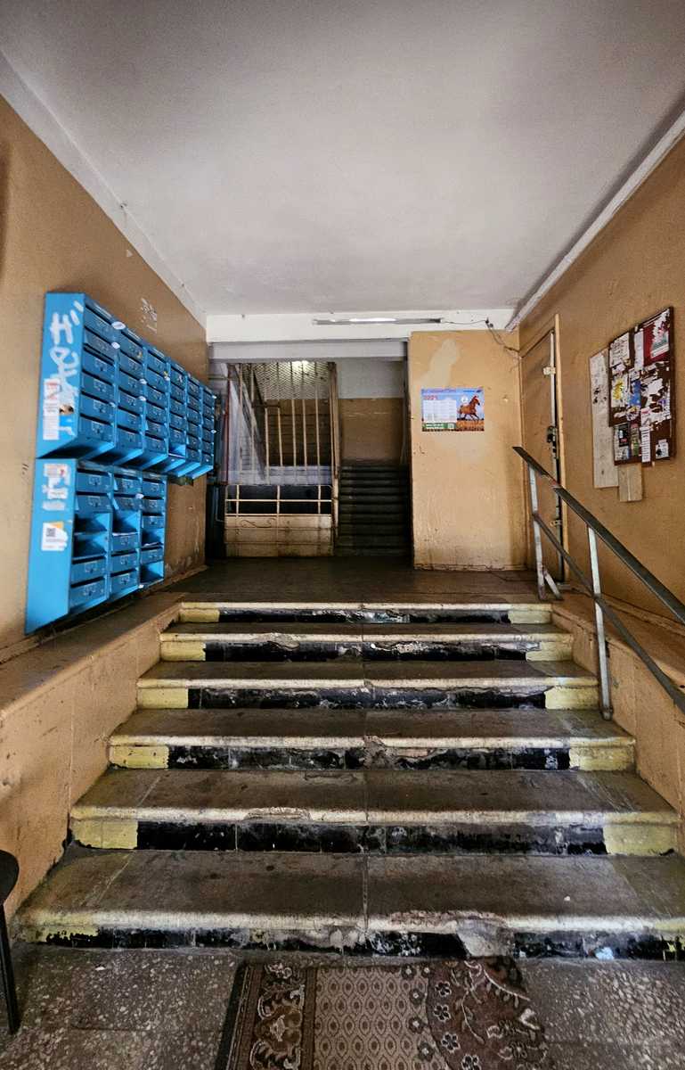 1876112076176197