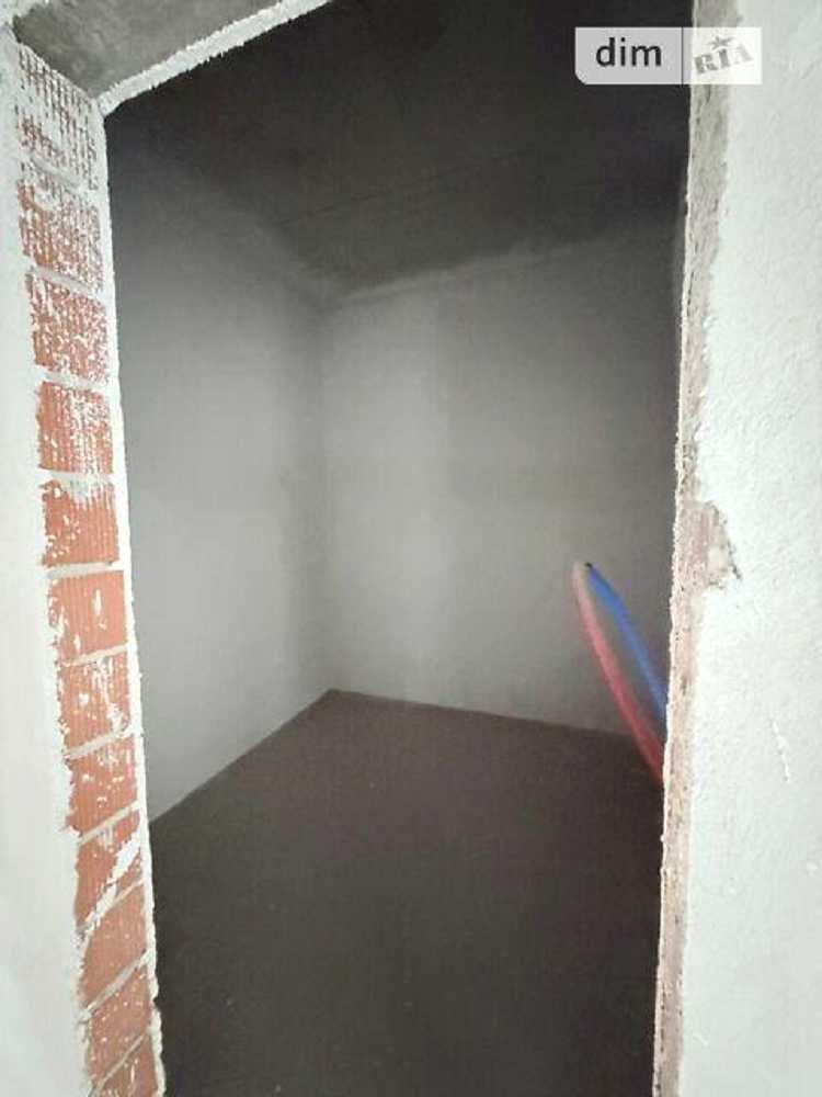 1876118402242864