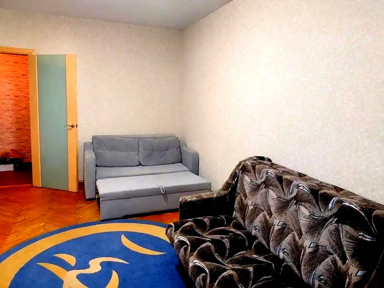 1876118466040547