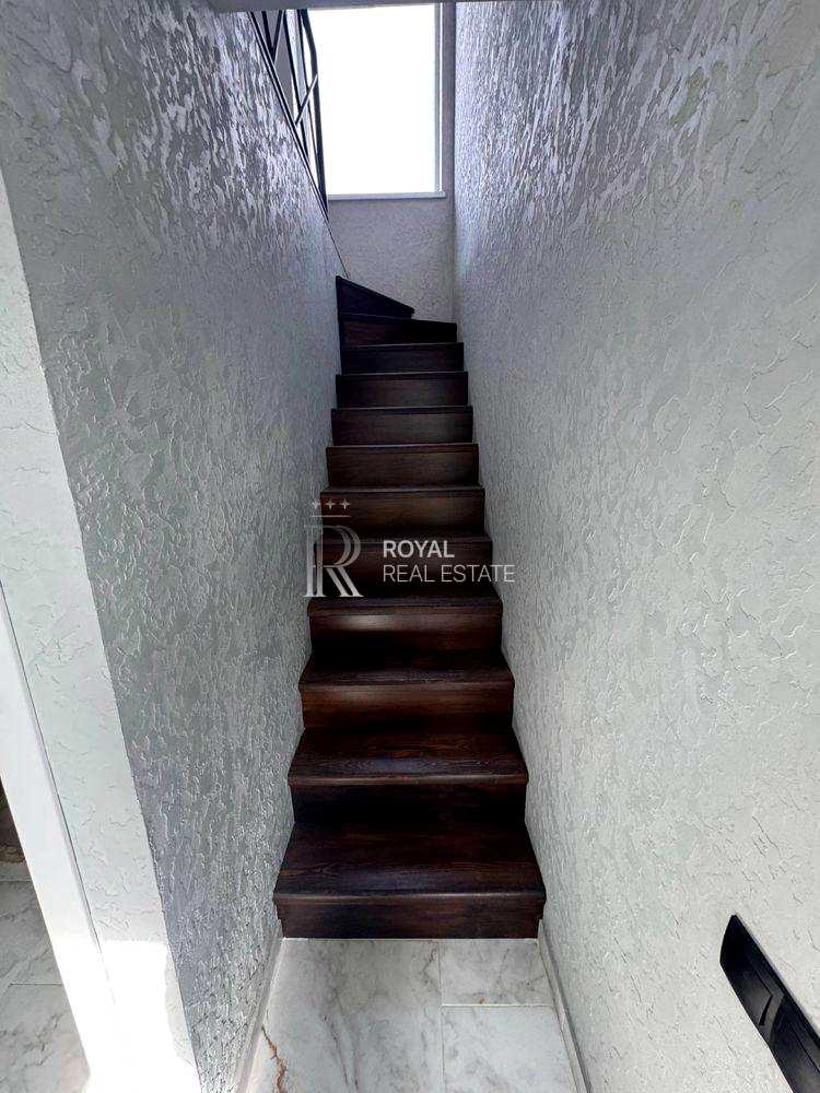 1876122414775297