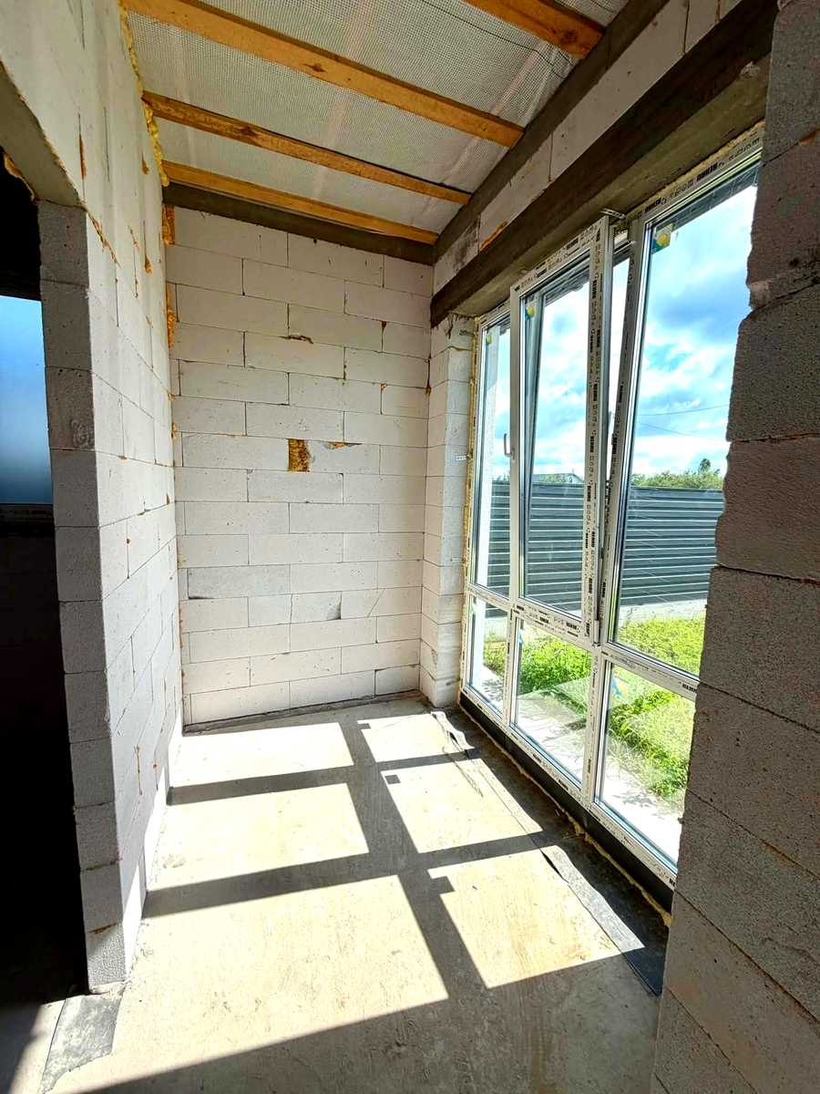 1876125744648677