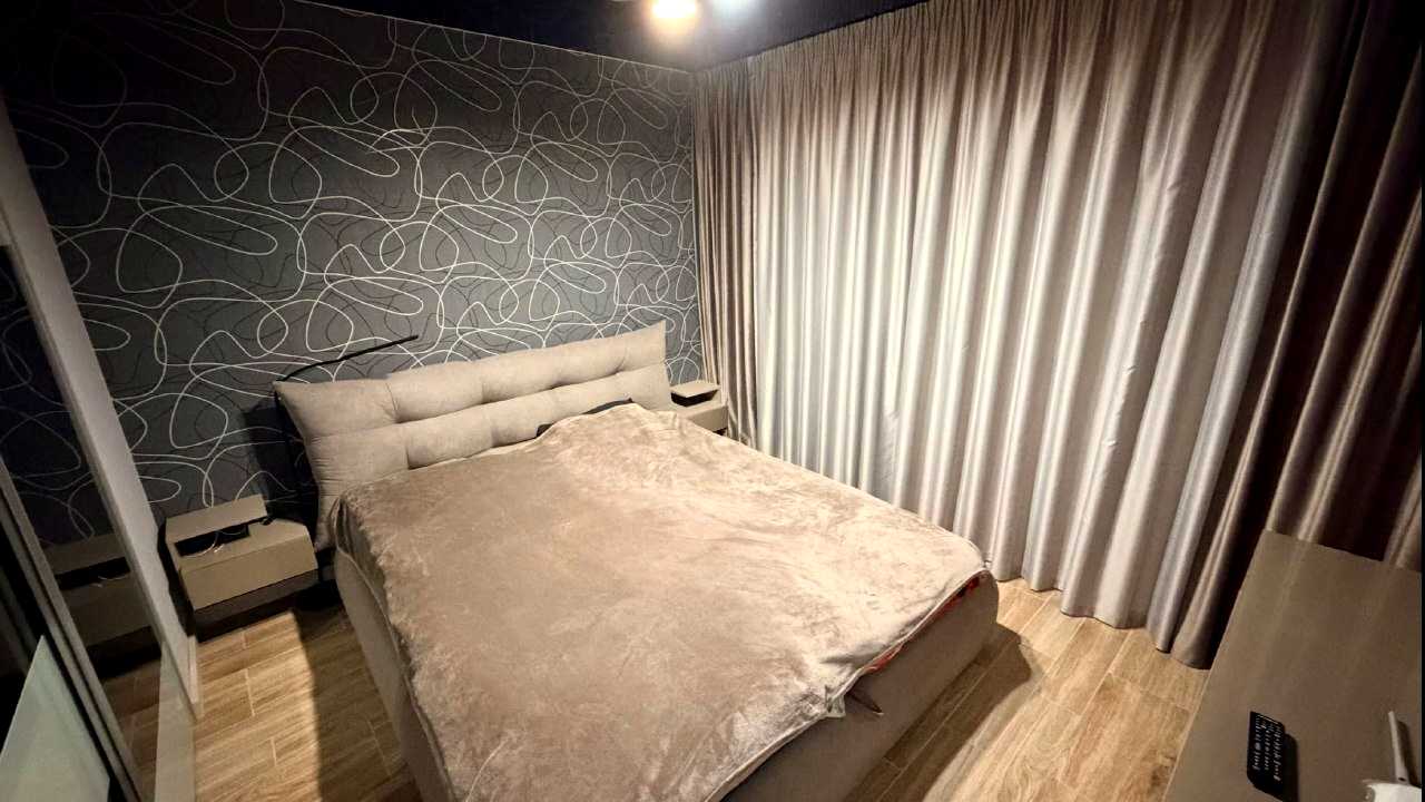 1876131629655238