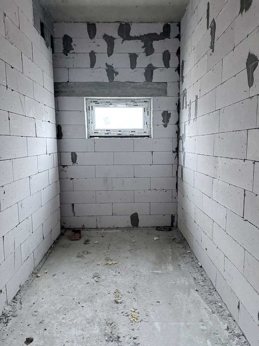 1876131657673755