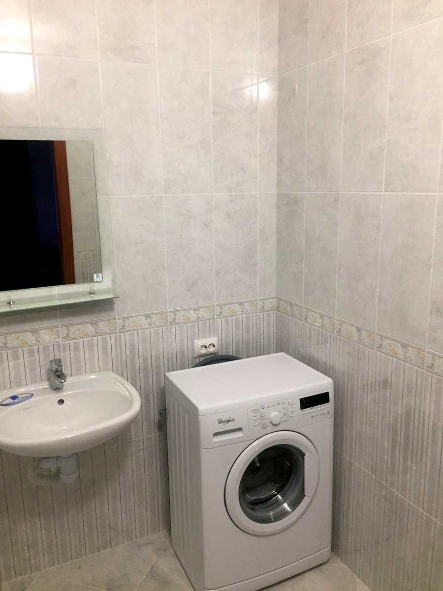 1876138510812577