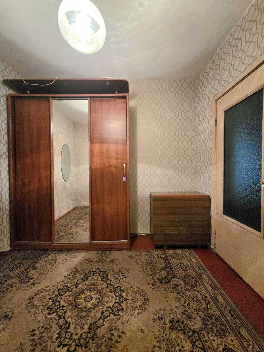 1876147738840307