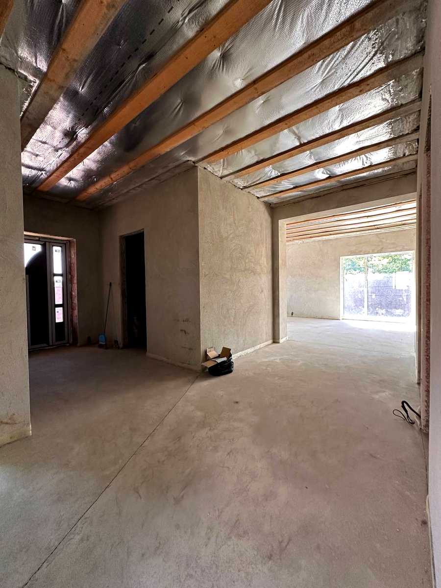 1876152125147579