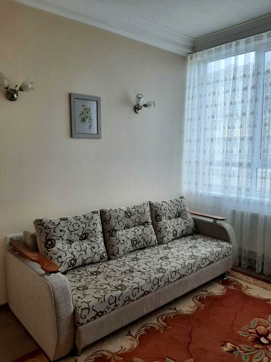 1876194842021892