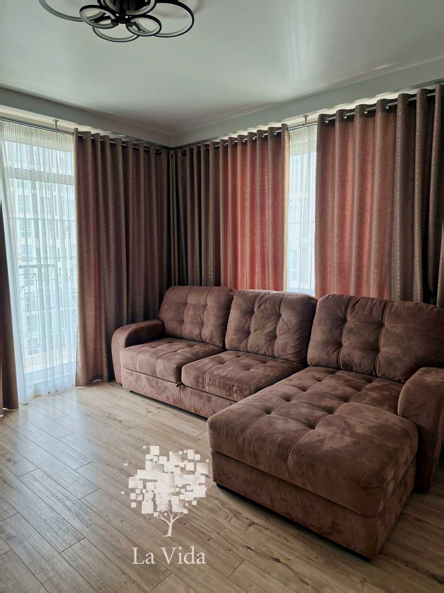 1876197225200960