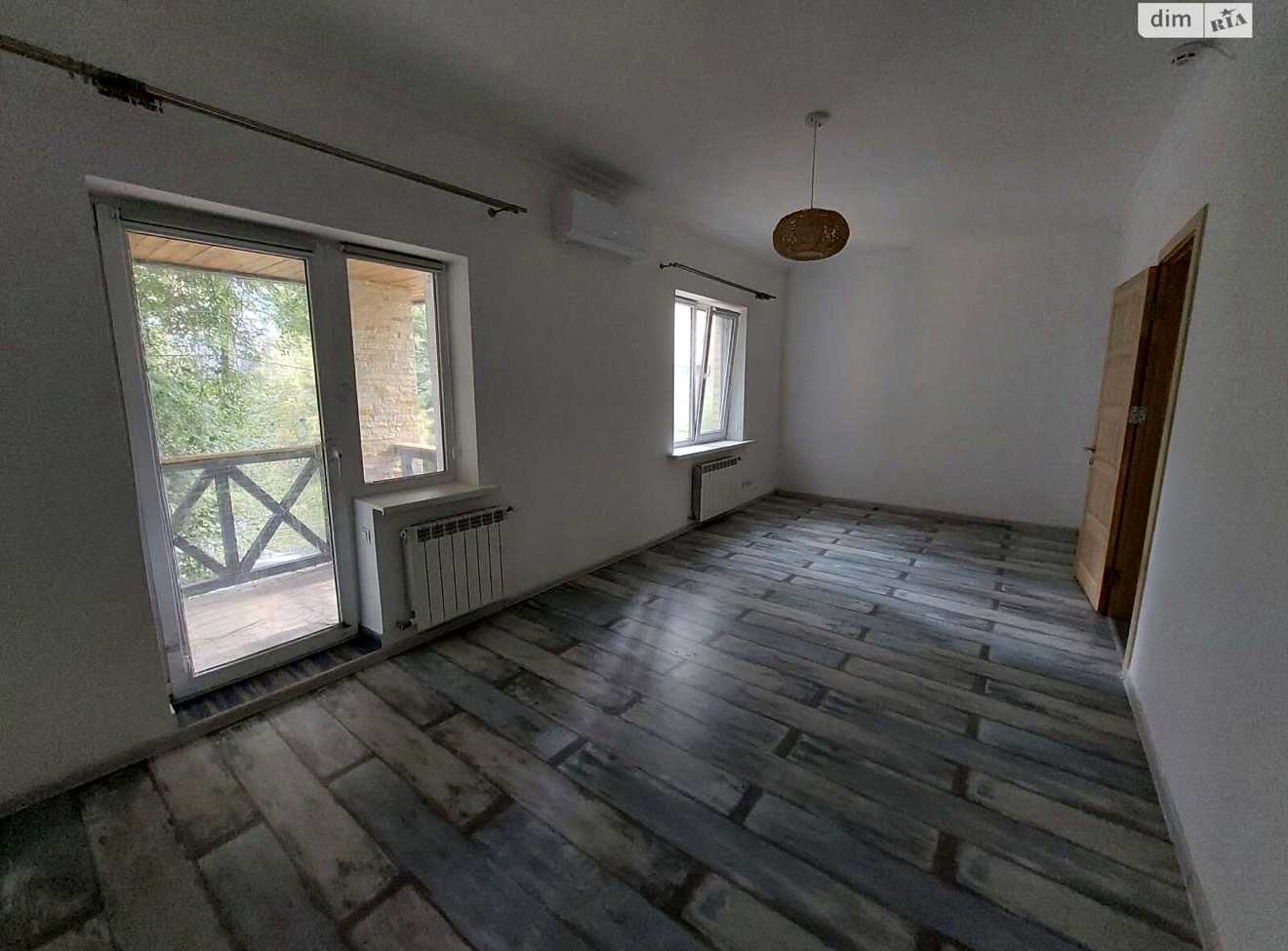 1876203251924625