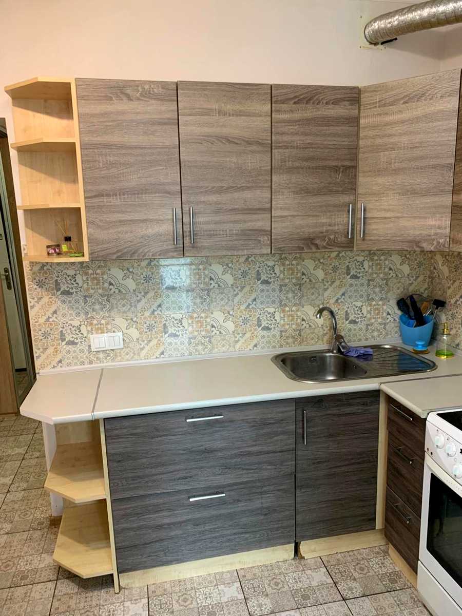 1876204654885256