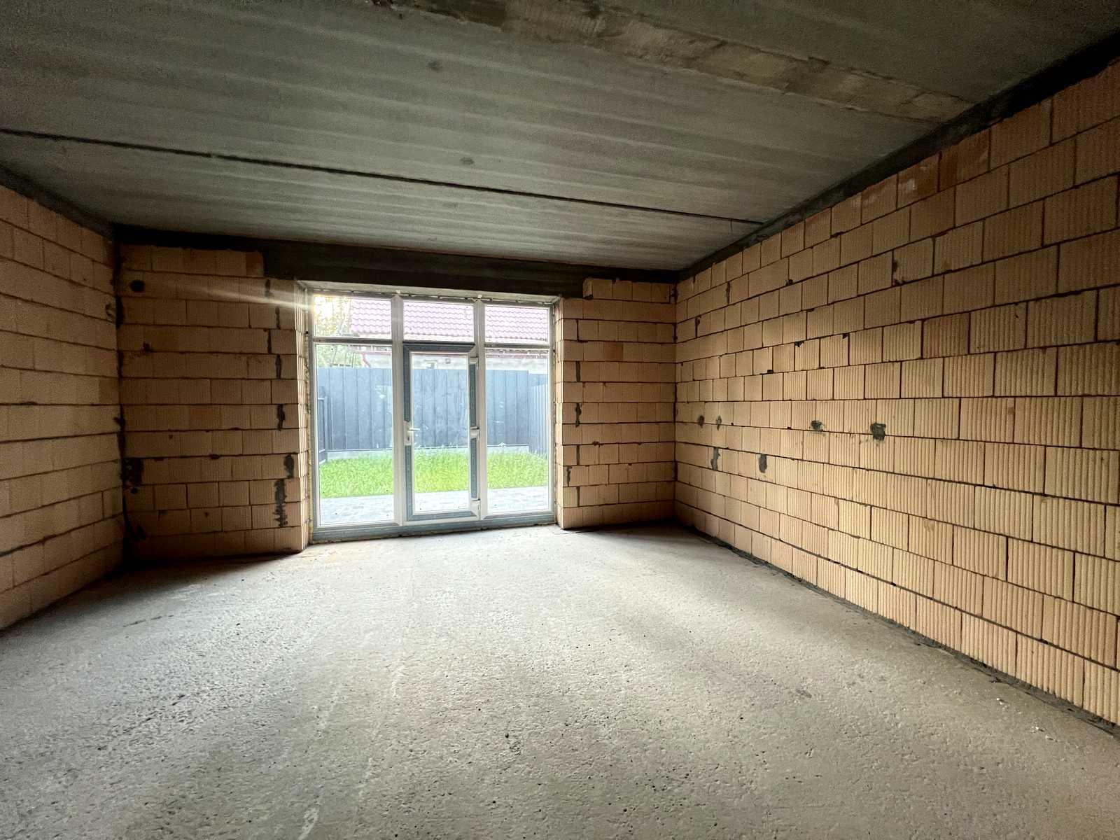 1876213917289352