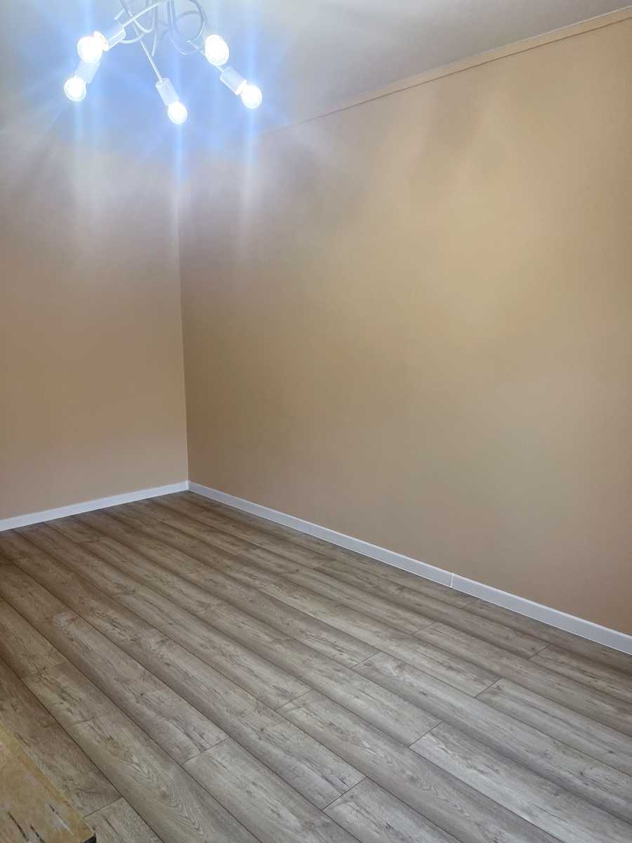 1876214213352926