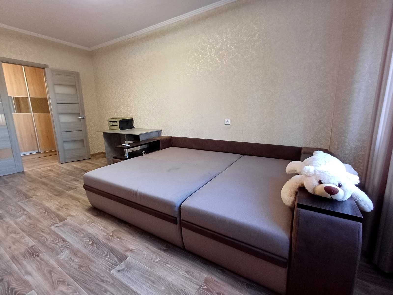 1876214561538297
