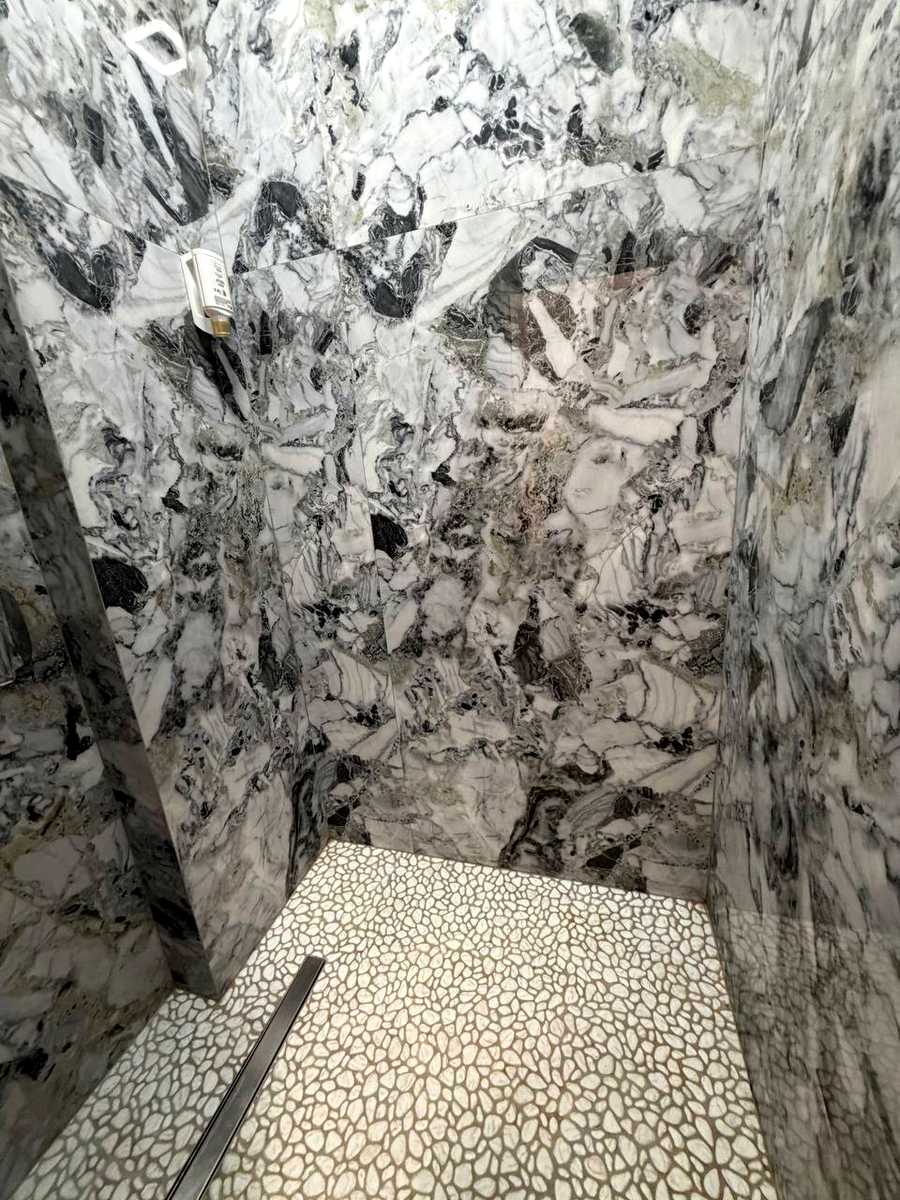1876225944921822