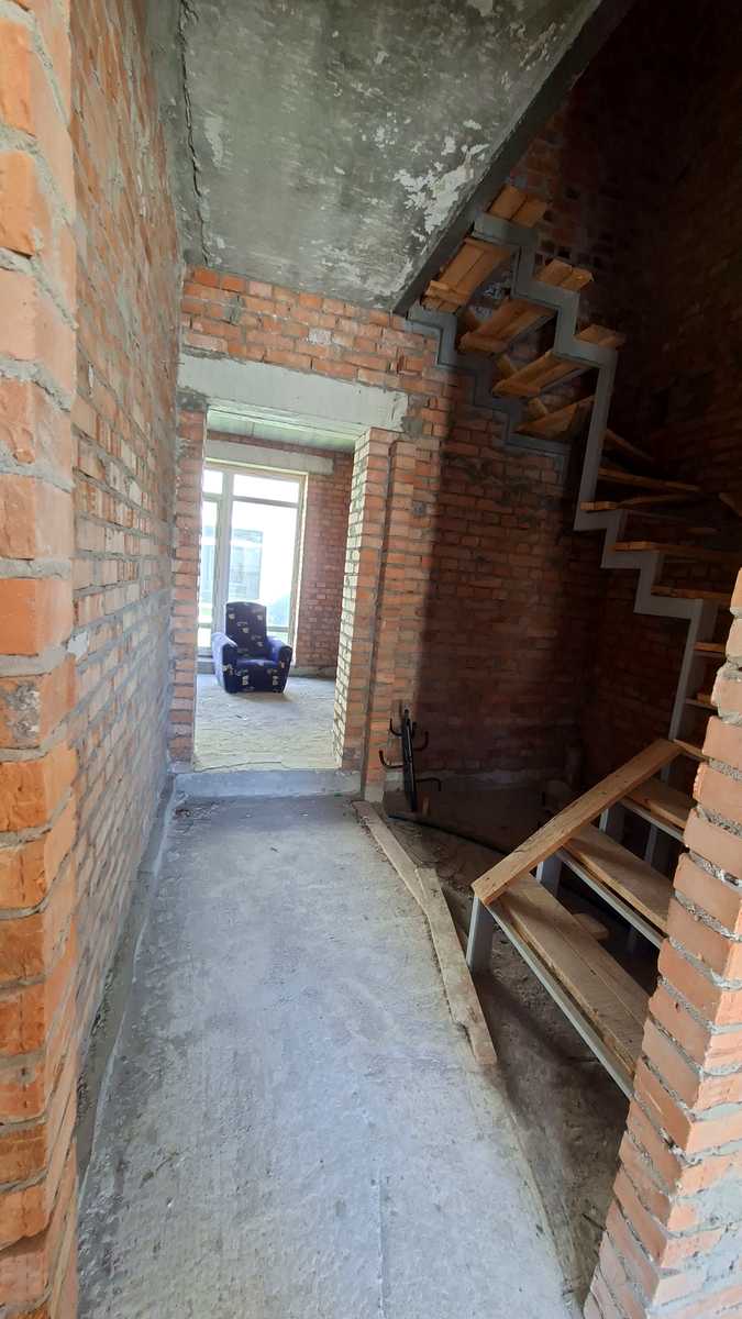 1876233732230118
