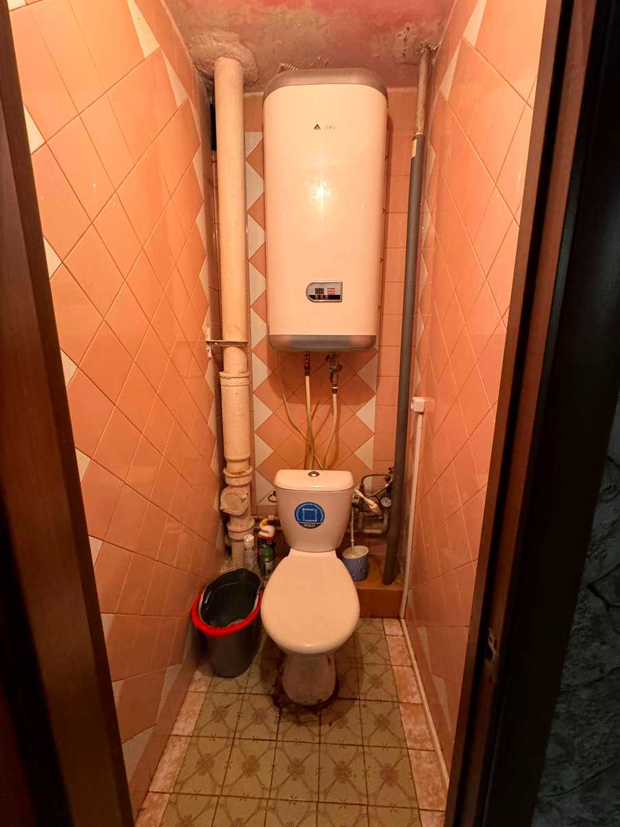 1876235443563442