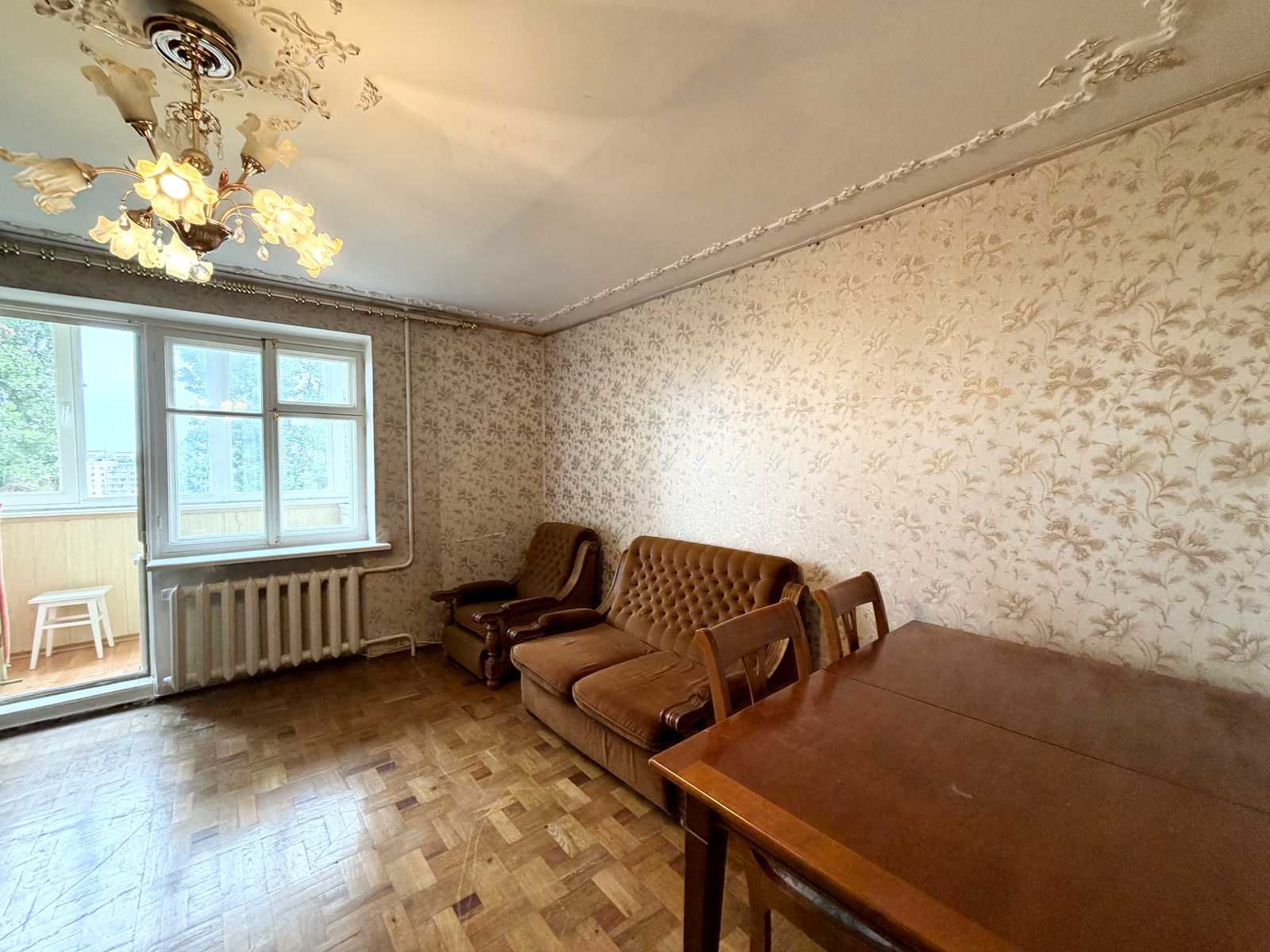 1876238604391573