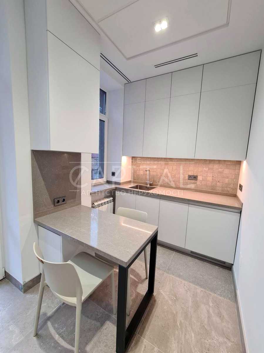 1876240879823070