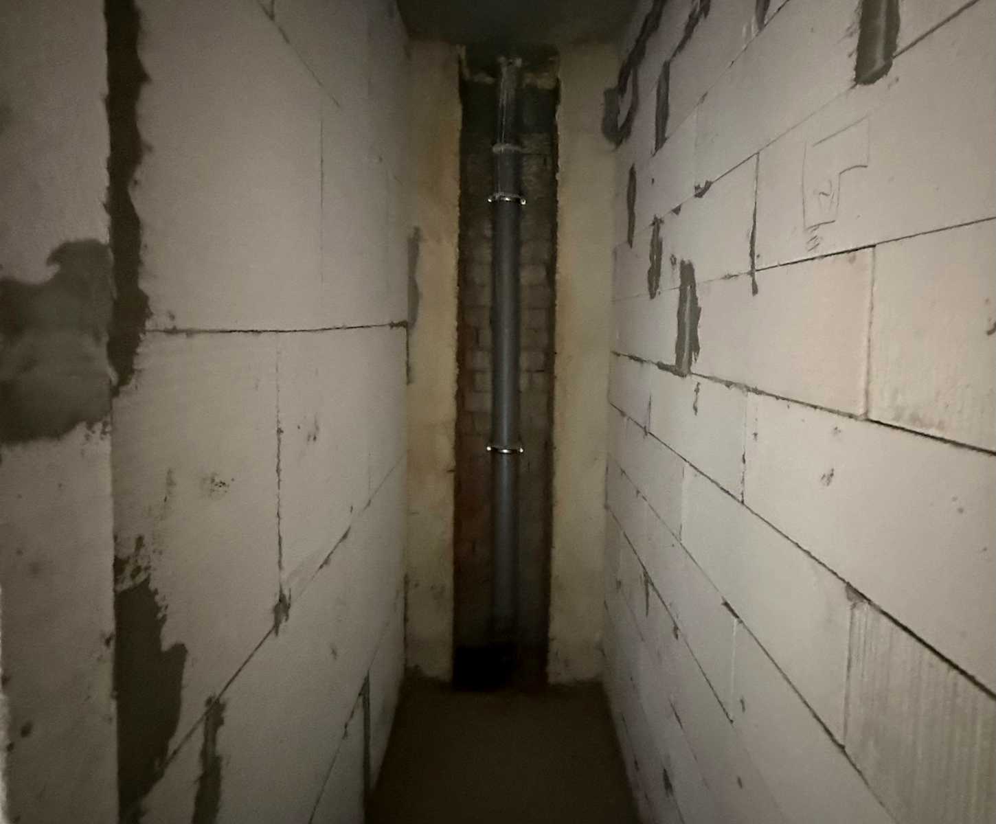 1876246630170949