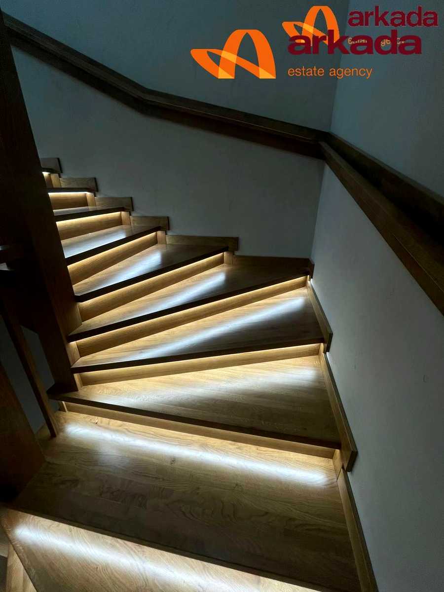 1876254989435310