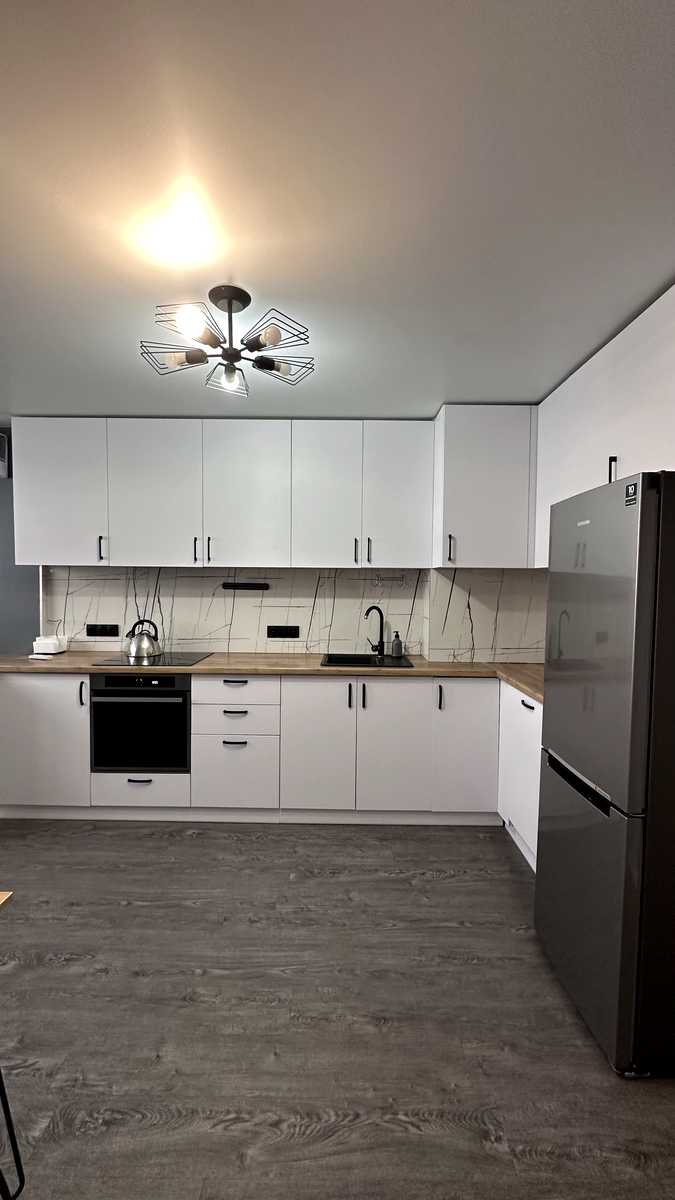 1876283059978144