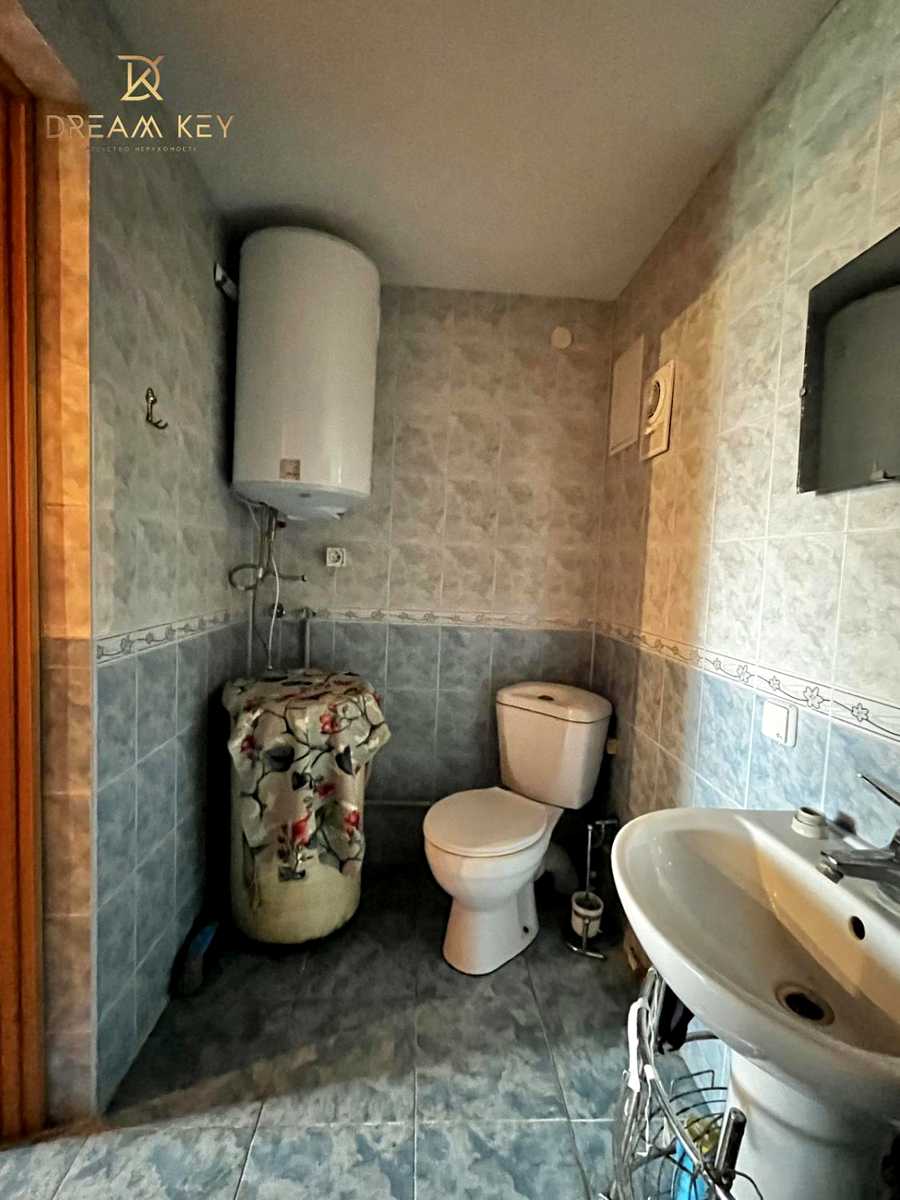 1876285892664065